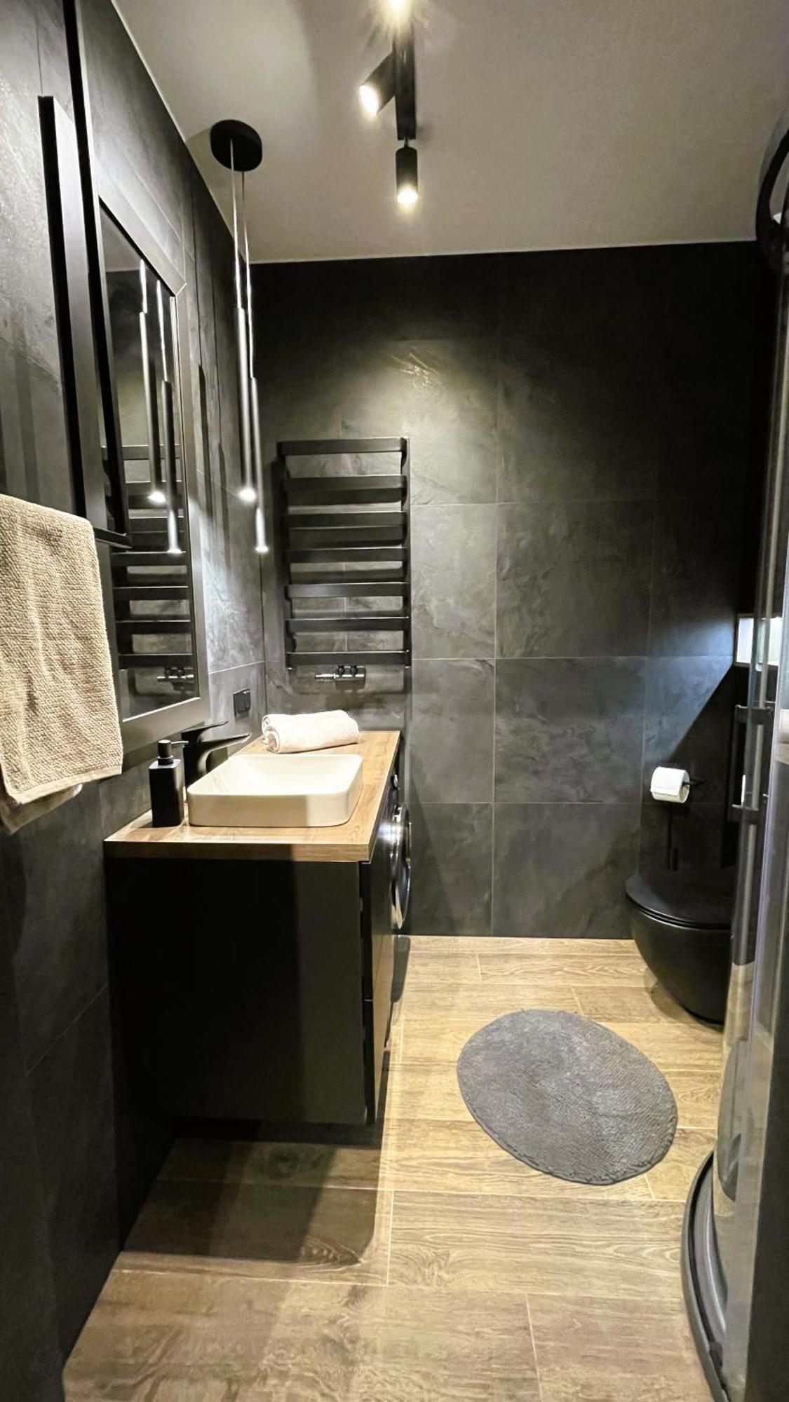 Nero Apartment *